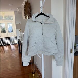 LULULEMON QUILTED SCUBA